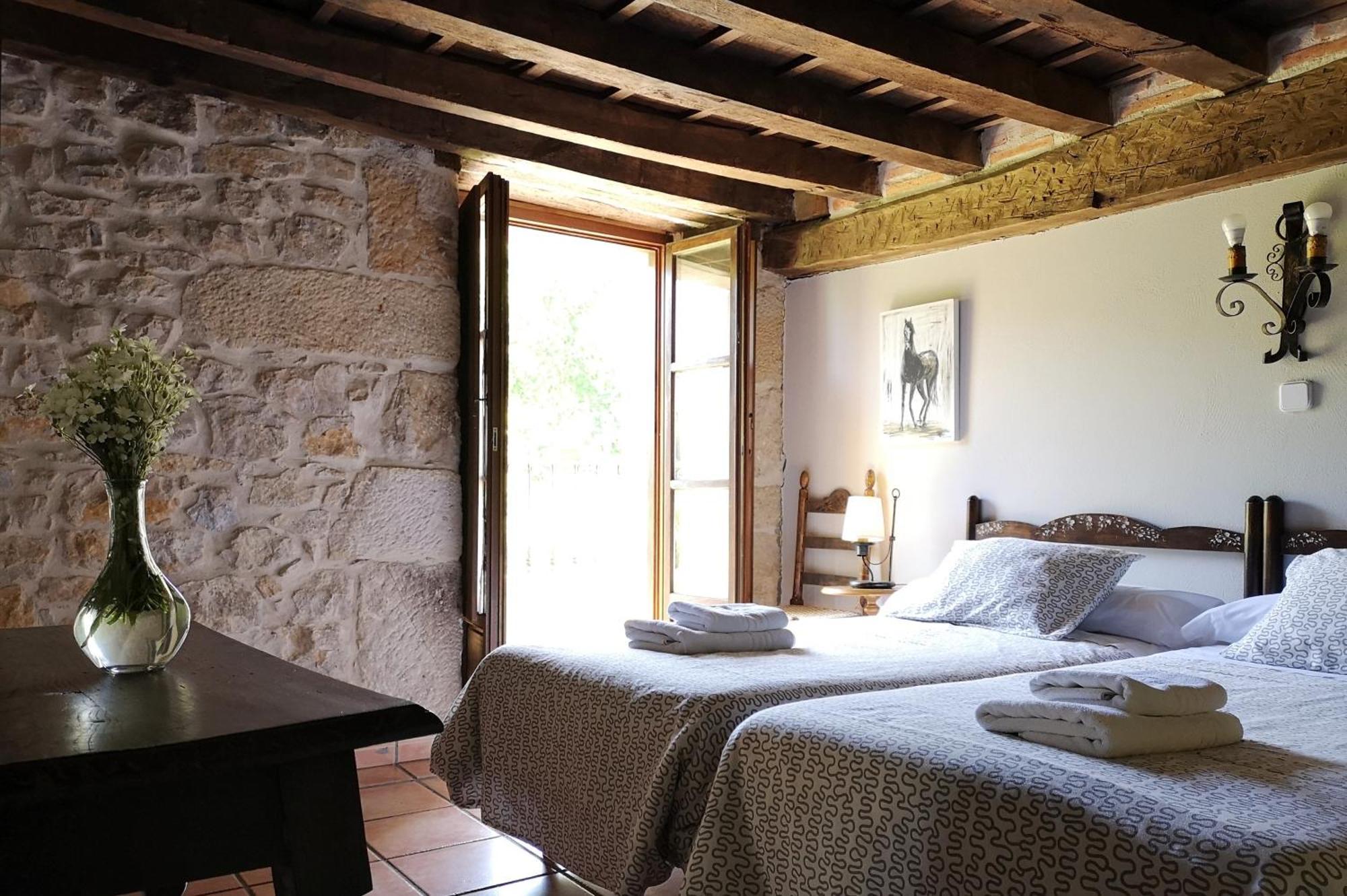 Casa Rural La Toba I Y II Bezana Kültér fotó